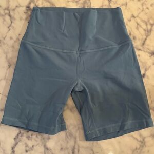 Lululemon Align biker shorts 6”